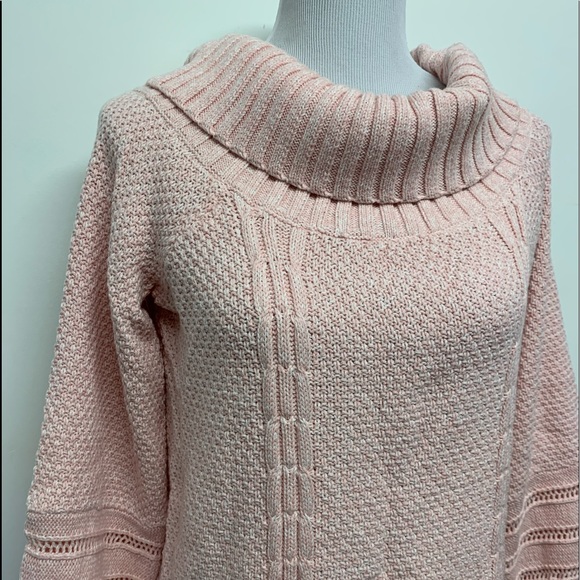 Crown & Ivy Pink Sweater Size M - Picture 6 of 7
